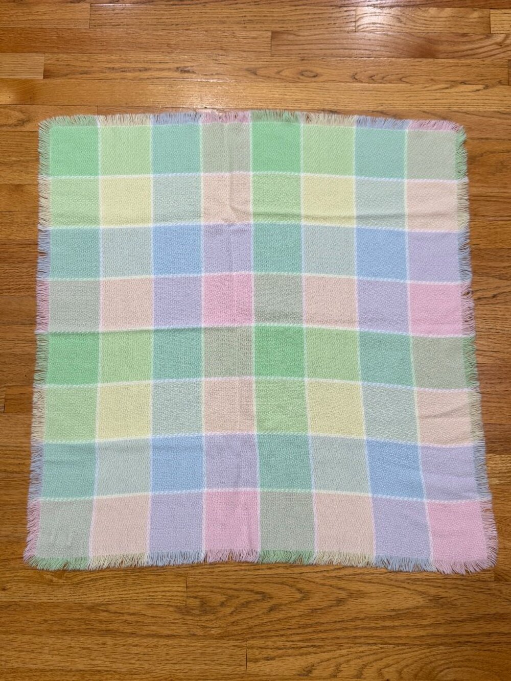 VTG The Three Weavers Handwoven Orlon Acrylic Baby Blanket fringe, pastel